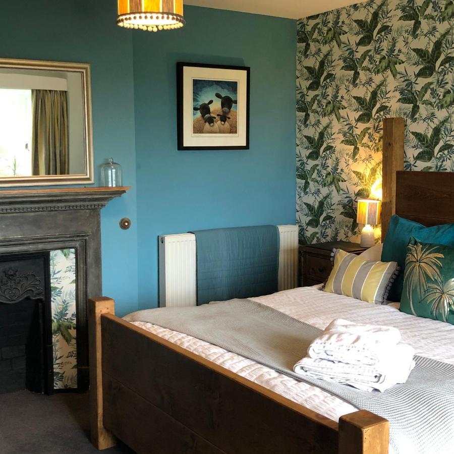 The Hollow Bed And Breakfast Great Longstone Buitenkant foto