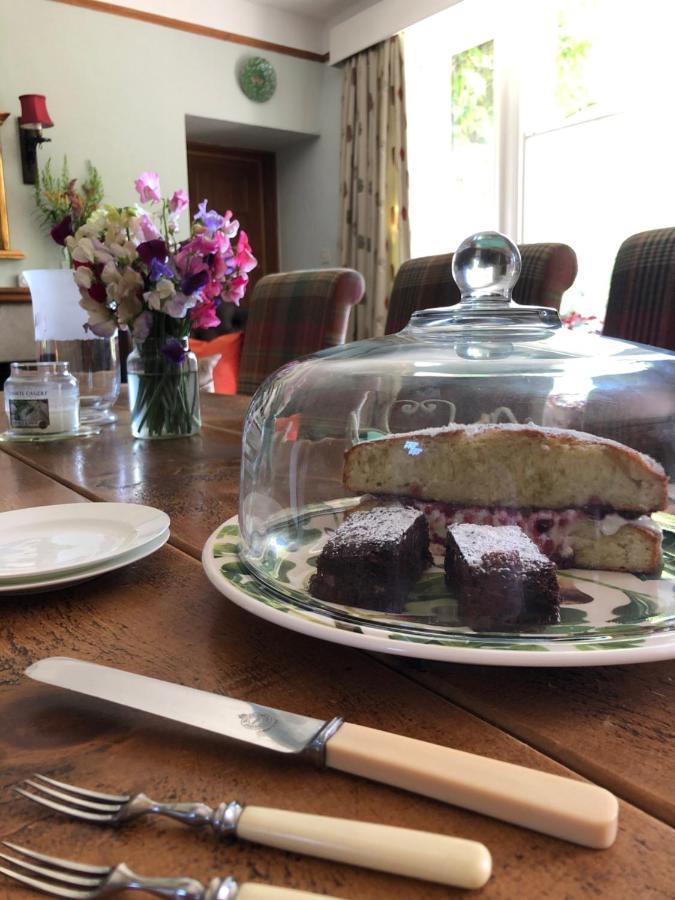 The Hollow Bed And Breakfast Great Longstone Buitenkant foto