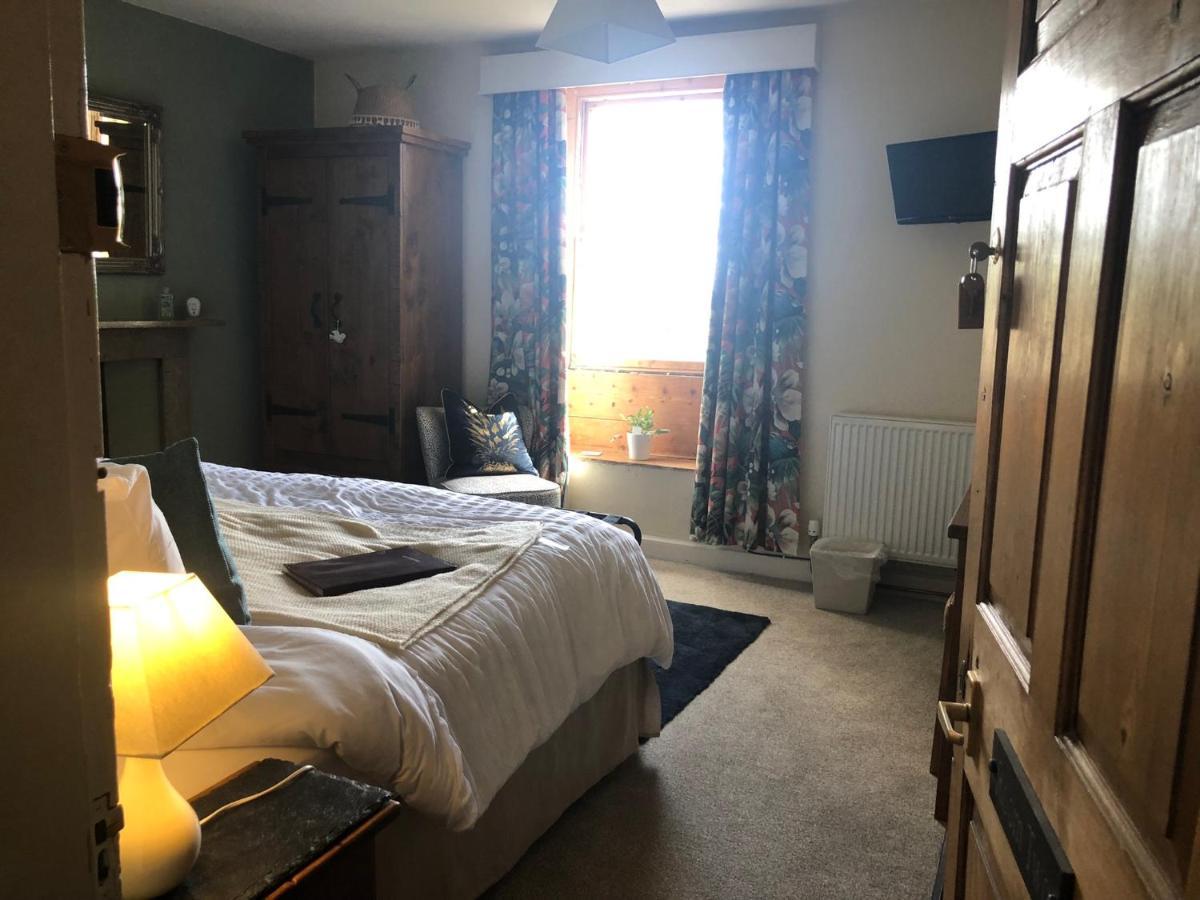 The Hollow Bed And Breakfast Great Longstone Buitenkant foto